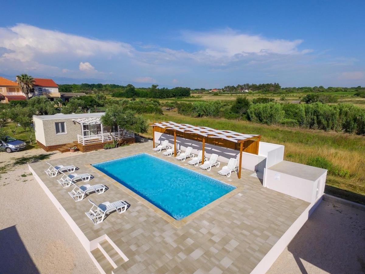Apartments Medanic - Private Pool Privlaka  Kültér fotó
